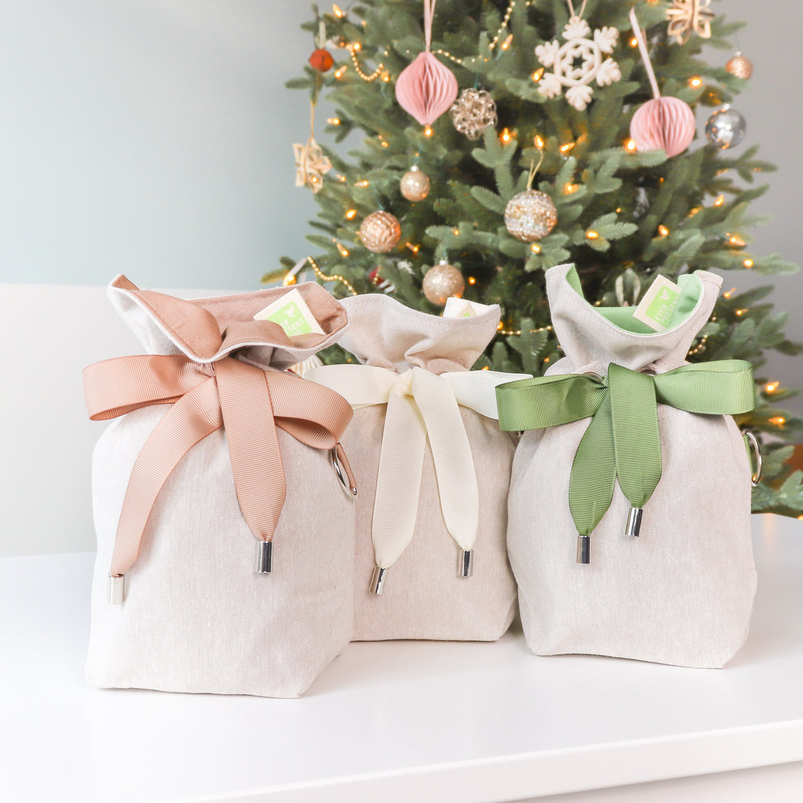 (2021) Modern Holiday BFF Fabric Gift Bags x Qty 3