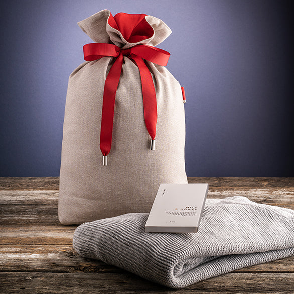 HOLIDAY "Wool Sweater" Fabric Gift Bag (MEDIUM)